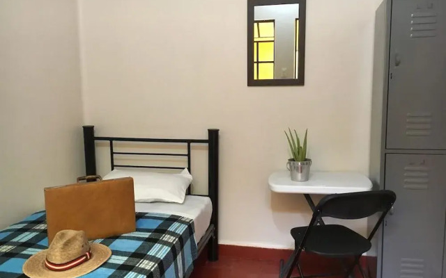 Andaina Hostel