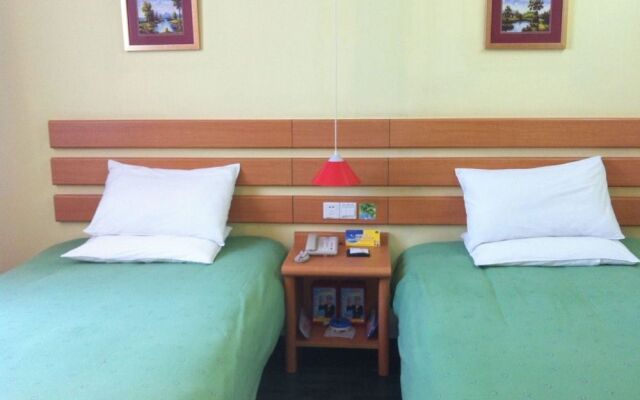 Home Inns Shanghai Lujiazui Dongfang Road Branch