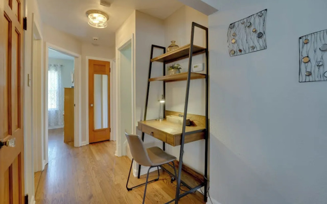 5 Mi to Downtown: Royal Oak Bungalow!