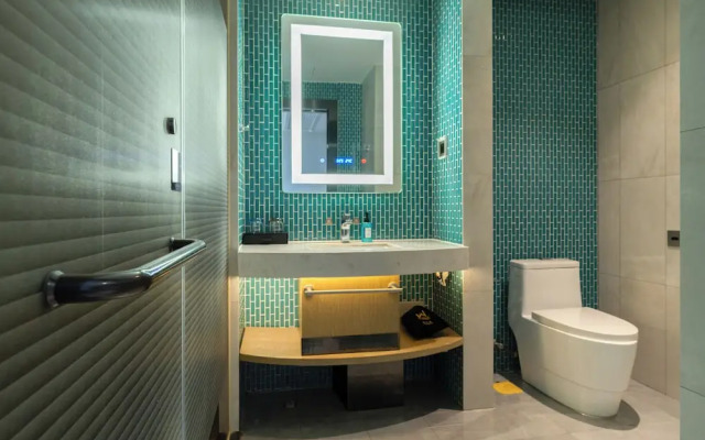 World Hotel Weihai Bathing Beach