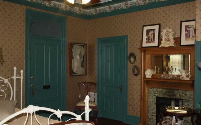 McFarlin House B&B
