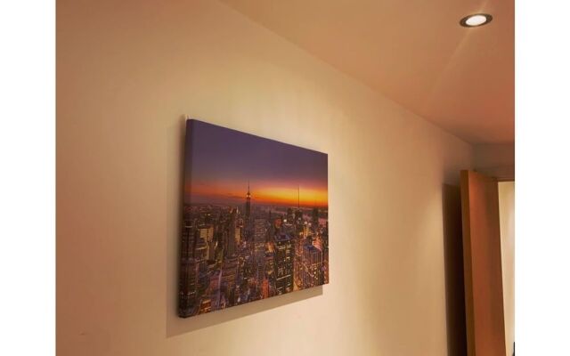 Modern Leeds City Apartment