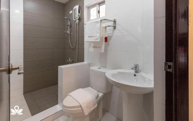 ZEN Rooms Basic 10th Ave Cubao