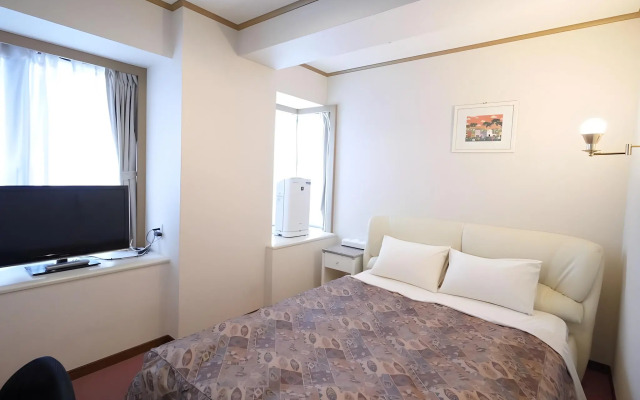 U Community Hotel