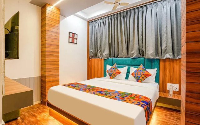 Fabhotel Max