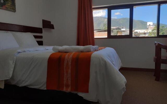 Explorer Deluxe Hotel