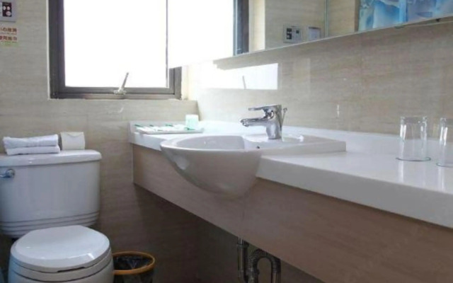 Oasis Kaidi City Hotel (Qianjin West Road Vientiane Hui Branch)