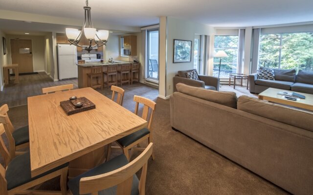 Woodrun Lodge