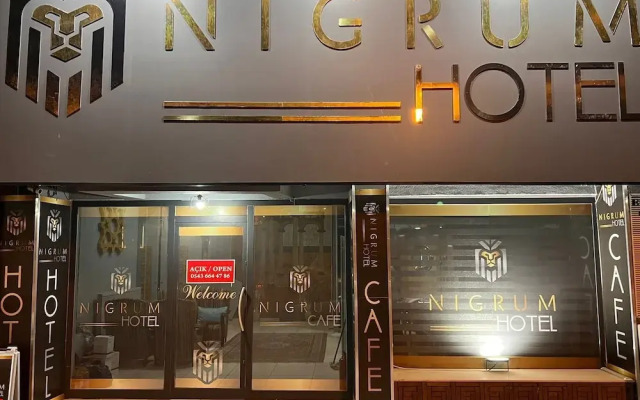 Nigrum Otel