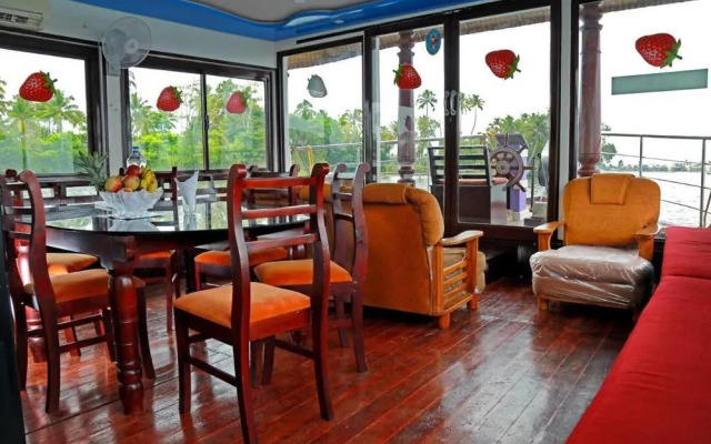 Lake India House Boats