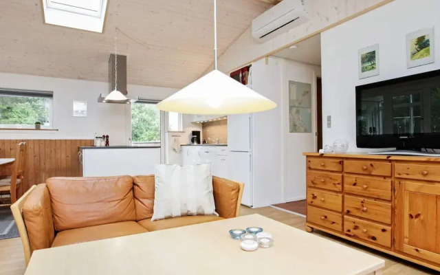 6 Person Holiday Home in Jerup