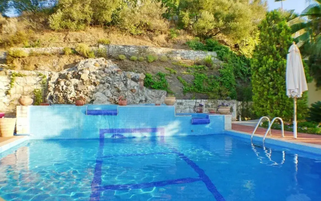 Villa-clio Sublime Views Down to the sea