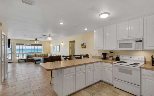 Barefoot Beach Retreat 3 Bedroom Apartment