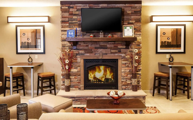 Microtel Inn & Suites by Wyndham St Clairsville/Wheeling
