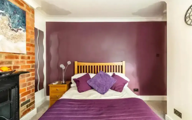 Camaraderie Guest House