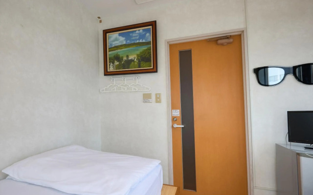Okinawa Guest House Grand Naha