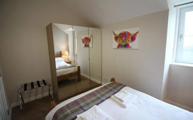 Douglas House Apartments