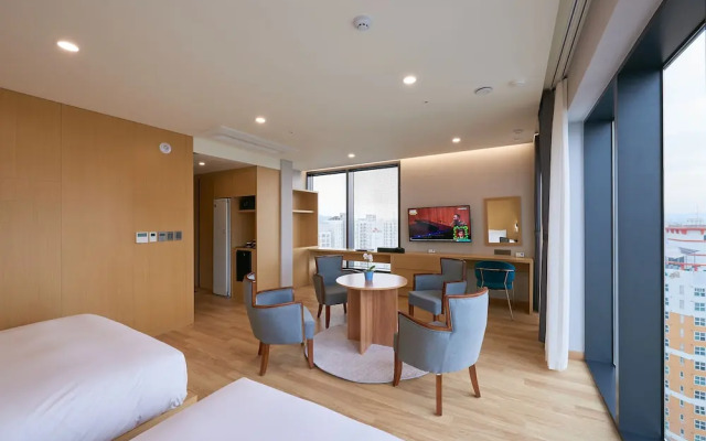 CS Hotel