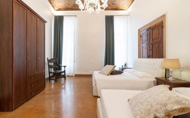 Venice Luxury Apartments