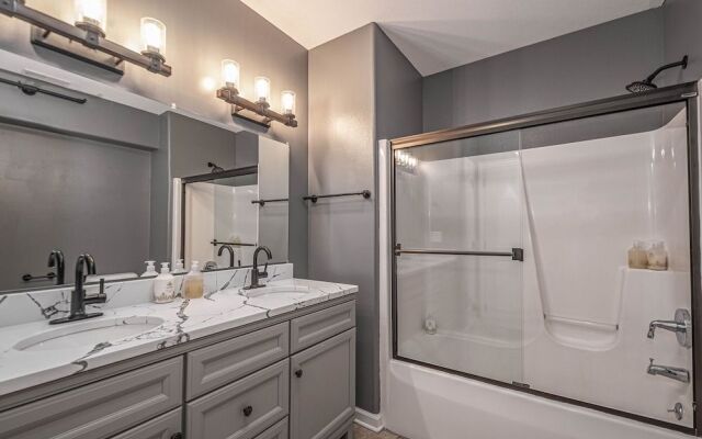 VVS - Very Very Special