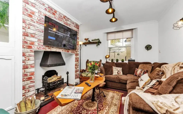 6 Bedroom City Centre Townhouse