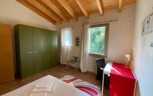 L'isolo B&b And Apartments