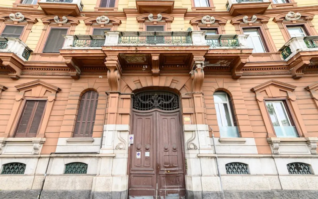 Piazza Sannazzaro 200 - Monet