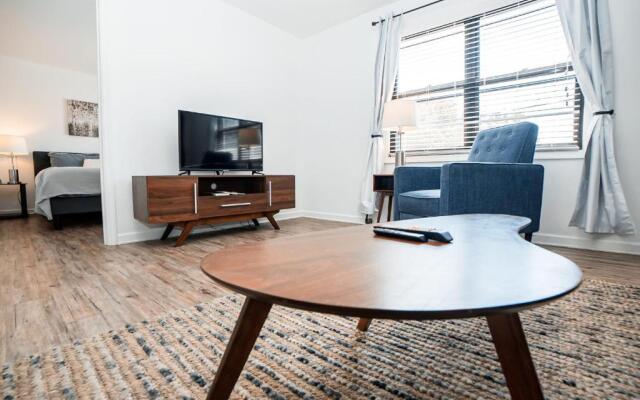 2BR 1BA Condo in North Gulch!