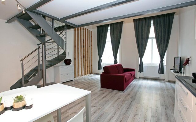Apartment House - The Modern Flat