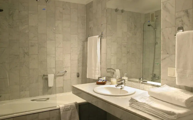 Apartamentos Mendebaldea Suites