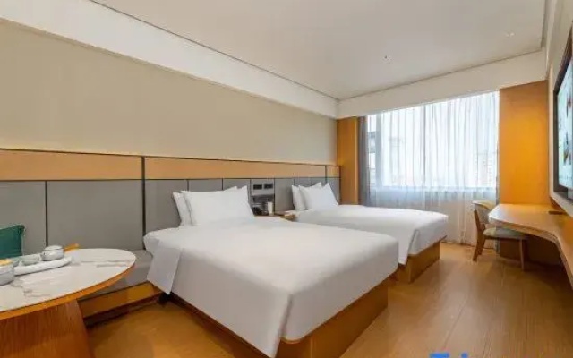 JI Hotel (Haikou Xiuyinggang Haixiu Xi Road)