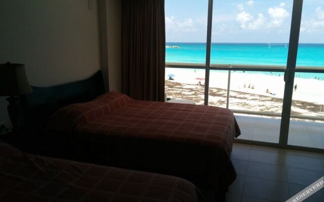 Cancun Zone Hotel