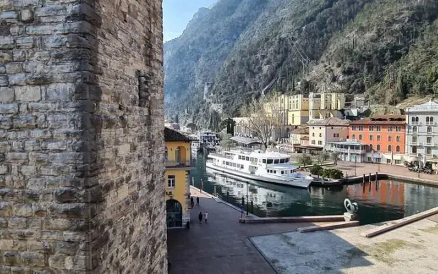 Vecchia Riva Guest House