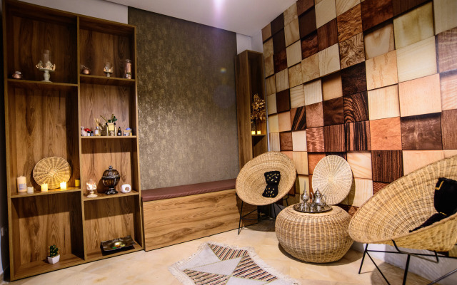 Suites hotel les charmilles & spa