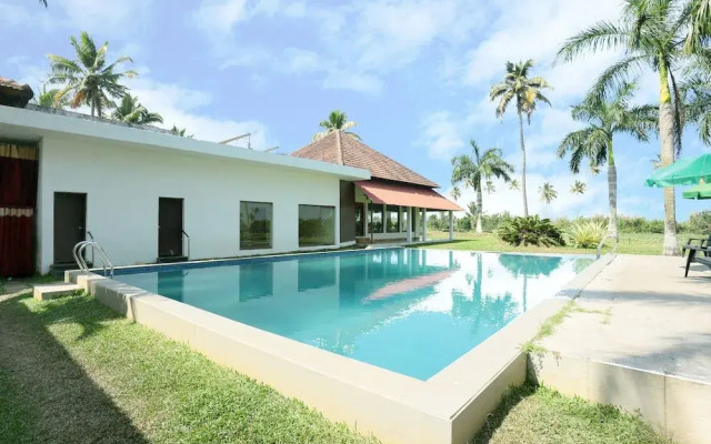 OYO 26874 Manor Backwater Resort