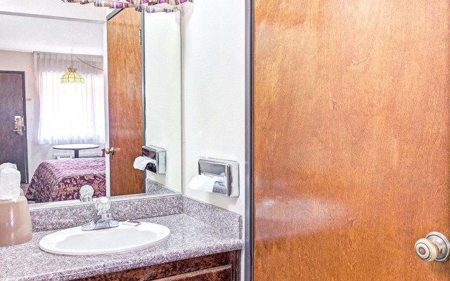 Vantage Point Inn Woodland Hills