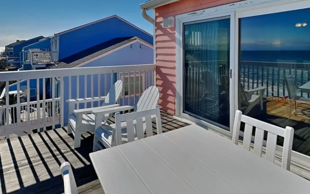 Ocean Dunes 306