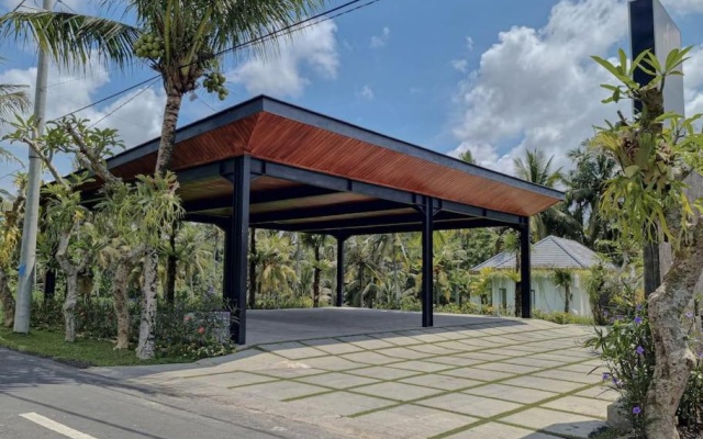 BRAND NEW Luxurious 5 Bedroom Villa with Exotic View – Outside – Ubud
