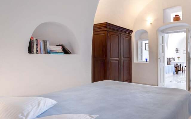 Chelidonia Traditional Villas Santorini Classic Villa