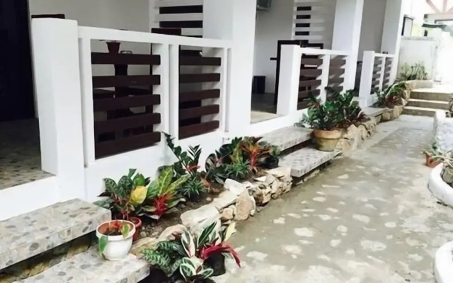 Ark Bayz Suites