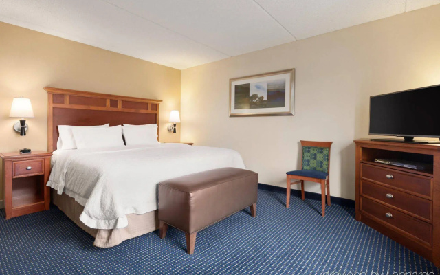 Hampton Inn Warrenton