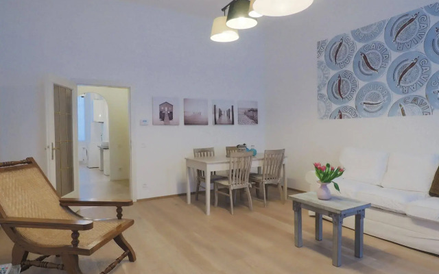 The Rooms Apartments