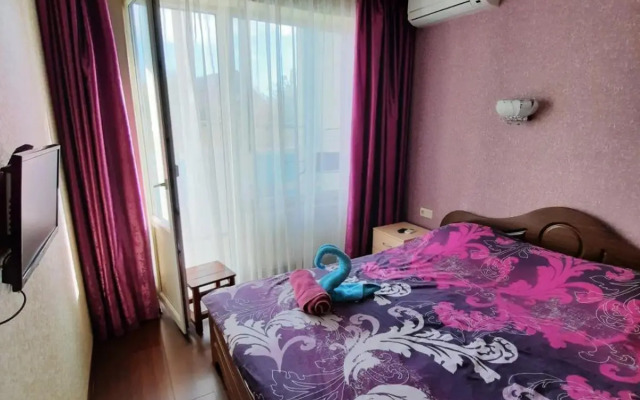 Квартира возле Радмир ул.Чернивецкая 5в