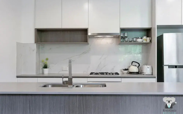 KOZYGURU Waitara 2 Bed APT Train Station