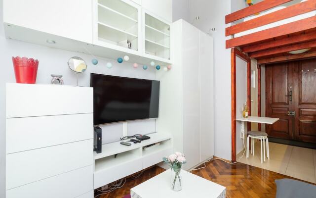 Studio Cracow Boguslawskiego by Renters