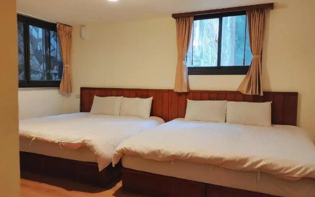 Gemlu Hotel