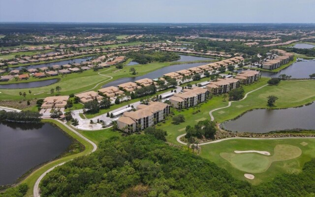 Golf Course Views 2 Bedroom Condo Located in River Strand Golf & Country Club 2 Condo by Redawning