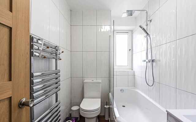 Magnificent and centrally located flat