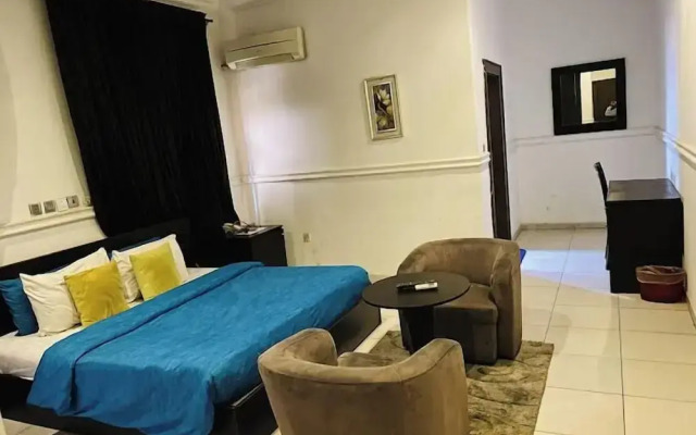 Davvy Hotel and Apartments