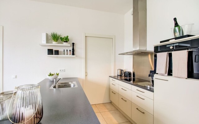 Luxury Holiday Home in Zeewolde With Garden and Bubble Bath